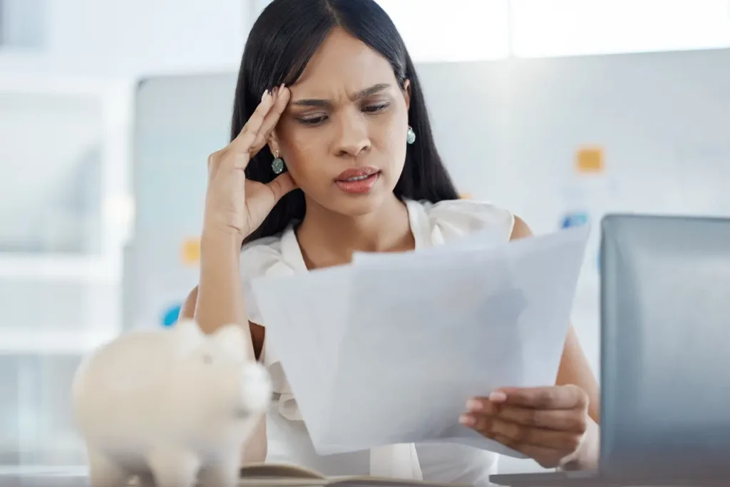 Serasa: Foi negativado sem aviso? Saiba o que fazer para limpar seu nome
